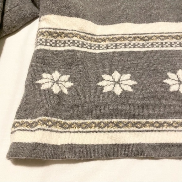 St John Sport by Marie Gray Cardigan Sweater Size Small - Picture 16 of 16